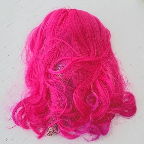 MGA Entertainment Na! Na! Na! Surprise Teen Alex Heart Pink Doll Poseable 11" - Picture 4 of 6